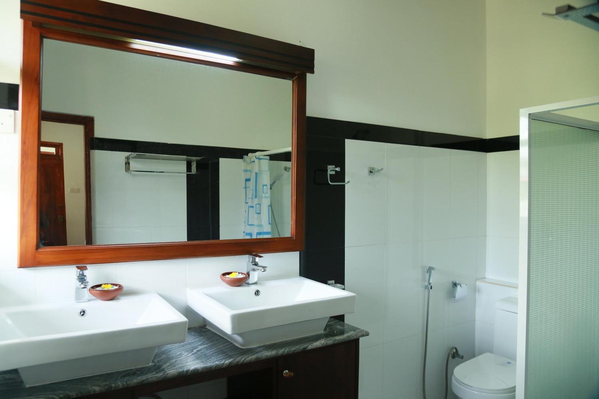 Queens Lodge Kandy Extérieur photo